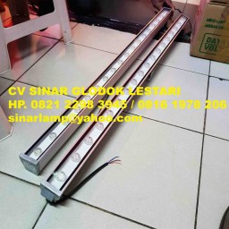 Lampu Sorot Tembok Dinding Taman Hotel